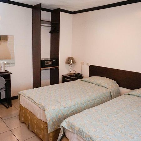Crowne Garden Hotel Cebu Dış mekan fotoğraf