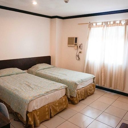 Crowne Garden Hotel Cebu Dış mekan fotoğraf