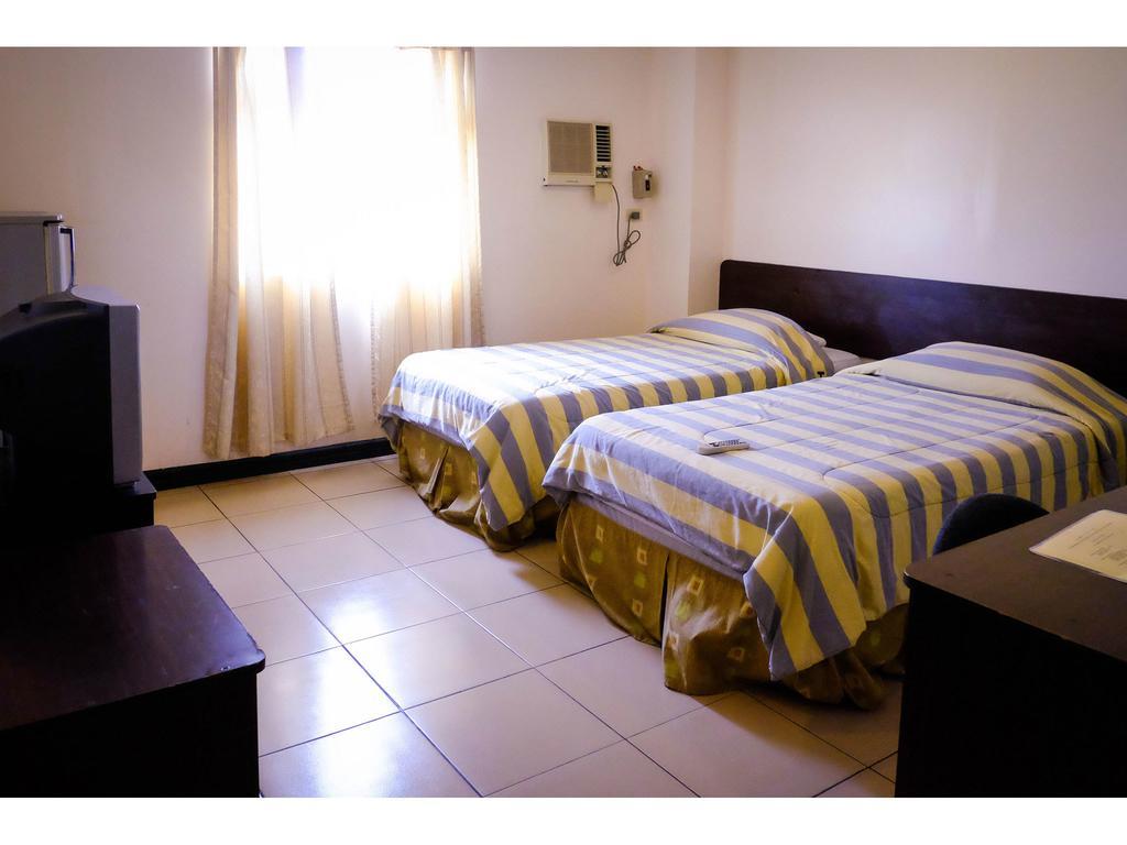 Crowne Garden Hotel Cebu Oda fotoğraf