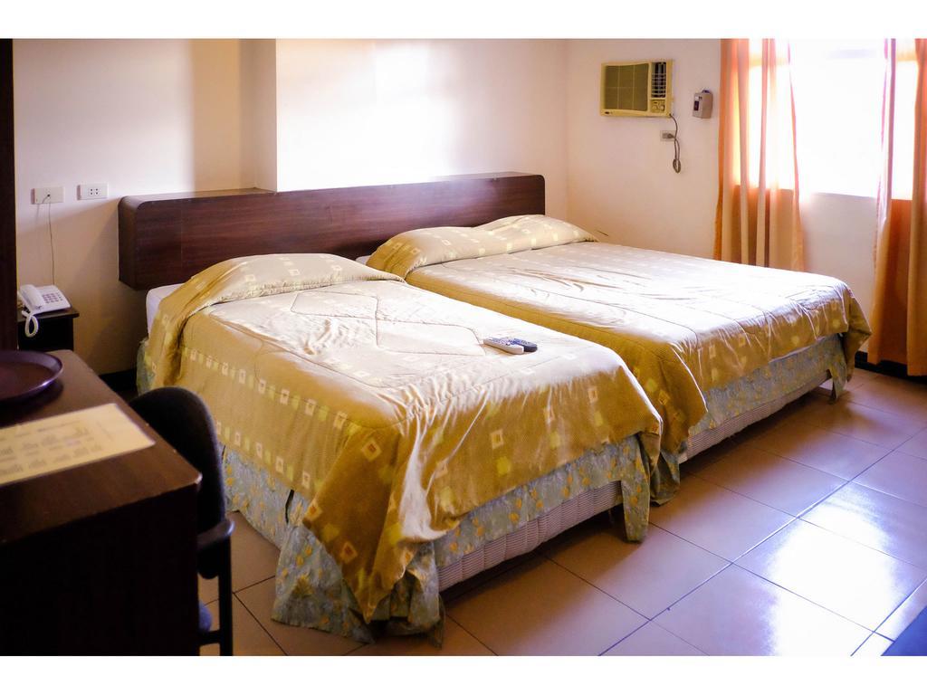 Crowne Garden Hotel Cebu Oda fotoğraf
