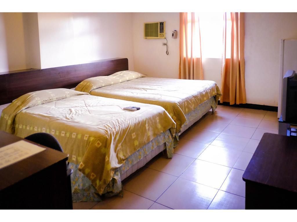 Crowne Garden Hotel Cebu Oda fotoğraf