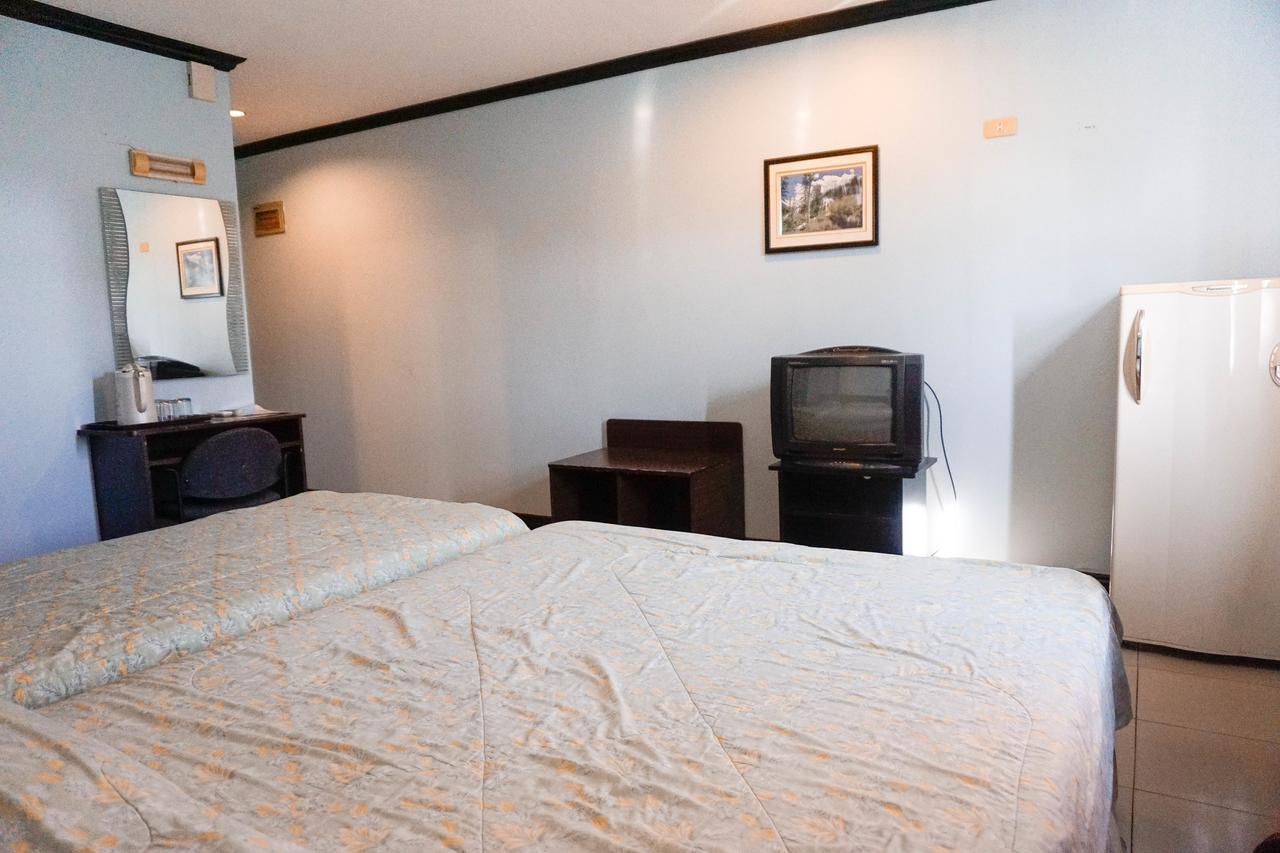 Crowne Garden Hotel Cebu Dış mekan fotoğraf